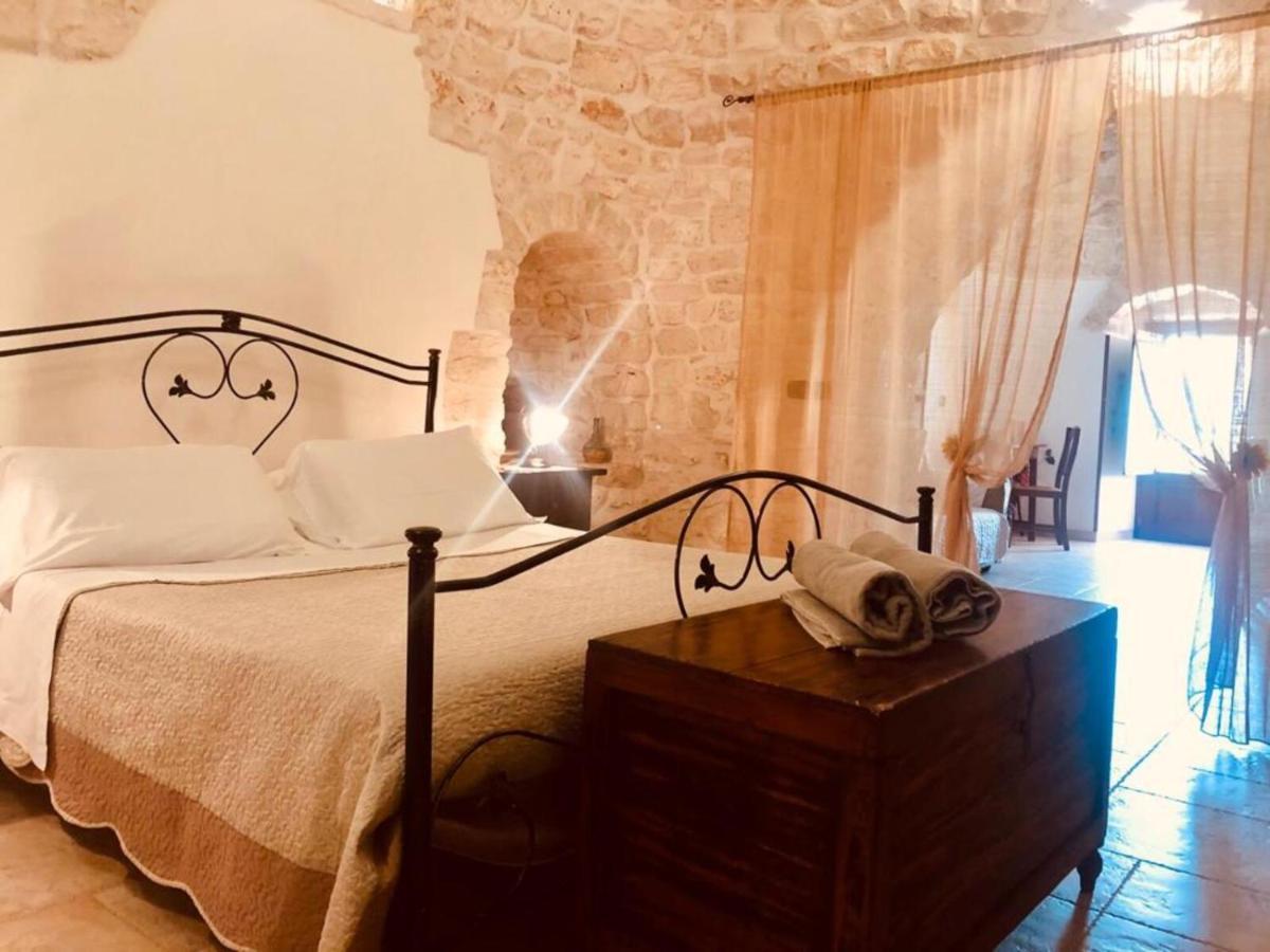 Trulli Isago Bed & Breakfast Locorotondo Exterior photo