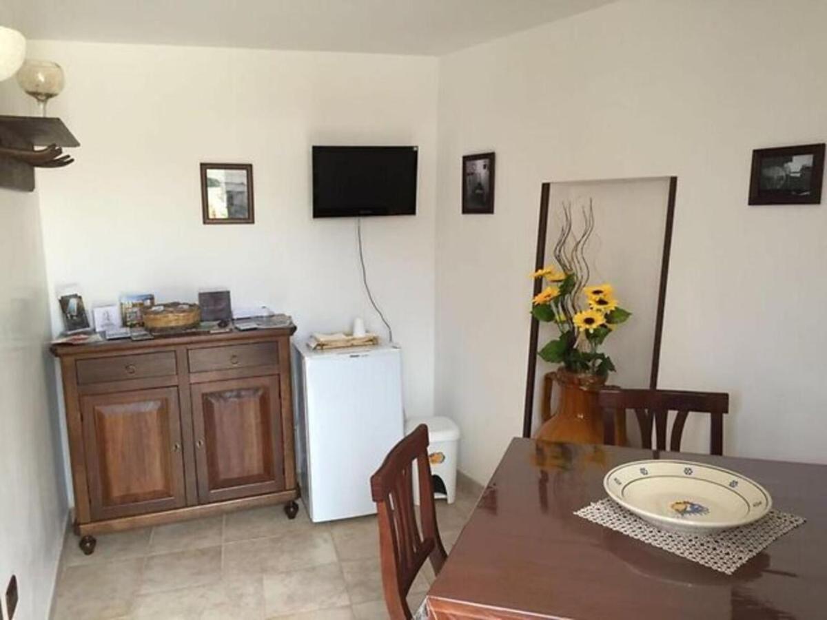 Trulli Isago Bed & Breakfast Locorotondo Exterior photo
