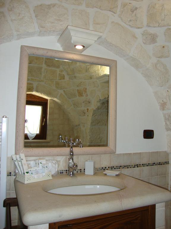 Trulli Isago Bed & Breakfast Locorotondo Exterior photo