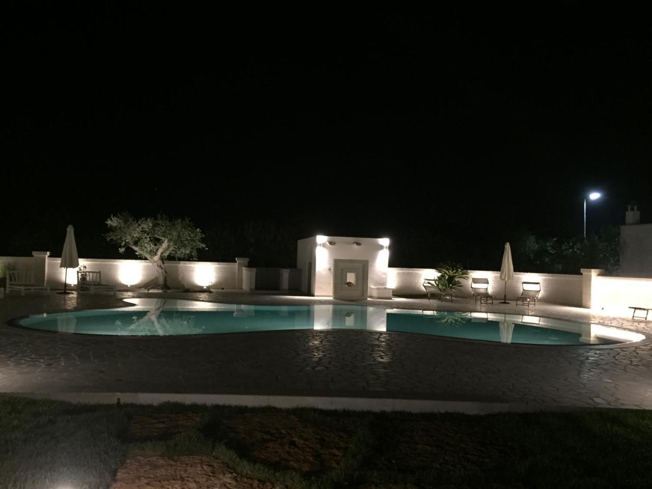 Trulli Isago Bed & Breakfast Locorotondo Exterior photo